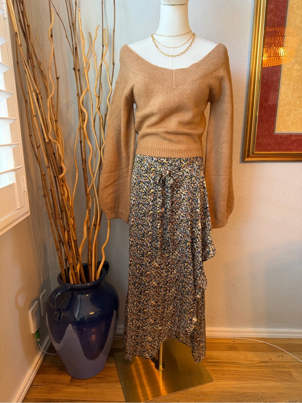 64~ NWT L*Space Brown Off Shoulder Ceopped Sweater Sz Large. Long Balloon Sleeve